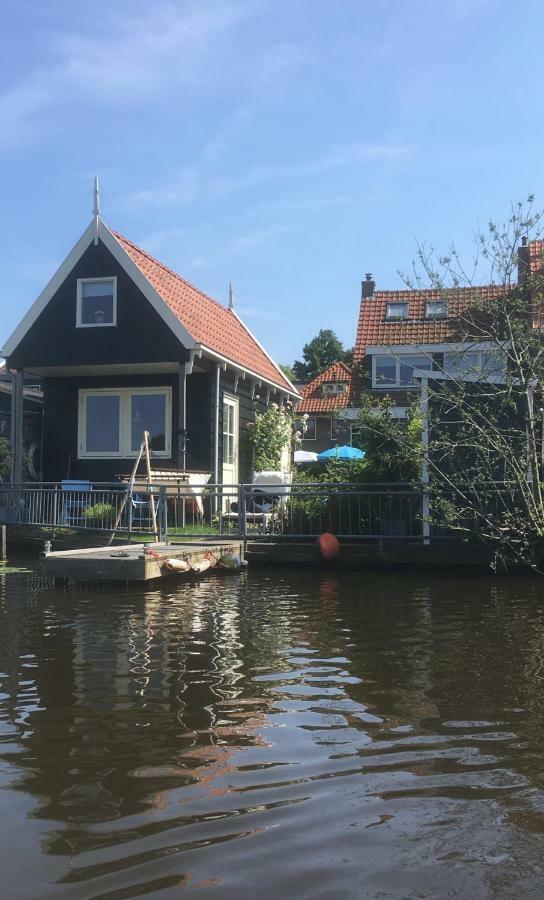 Het Pulletje Hotel Westzaan Buitenkant foto