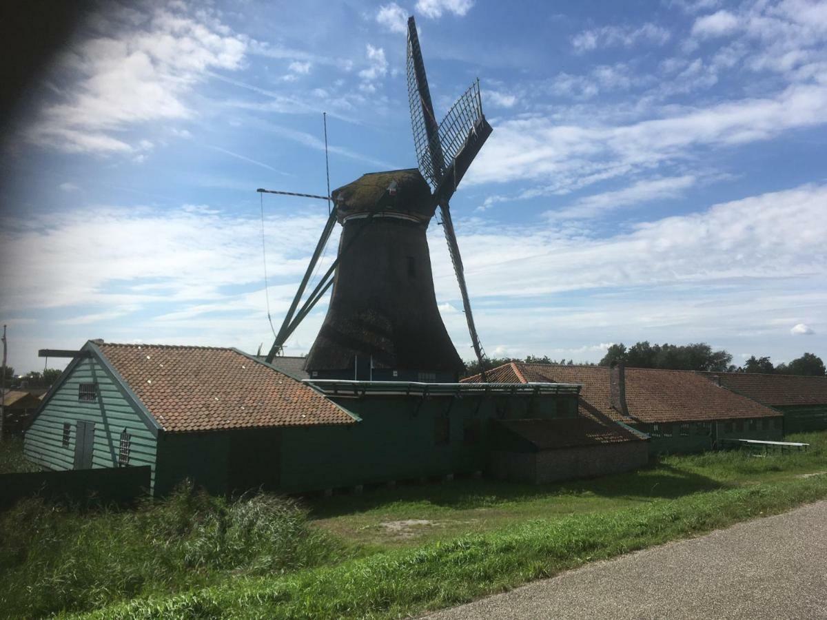Het Pulletje Hotel Westzaan Buitenkant foto